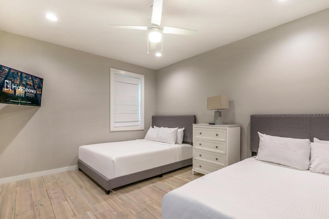 Modern 4br Townhouse In Bienville